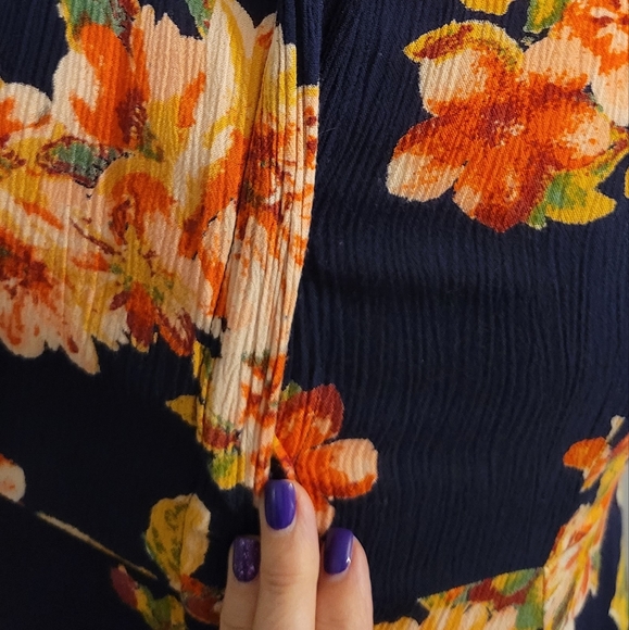 Dress - Picture 8 of 11